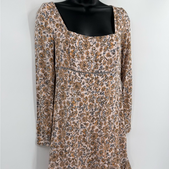 Free People Boheme Long Sleeve Square Neck Mini Dress in Ivory Floral | Size 6 - Picture 6 of 9